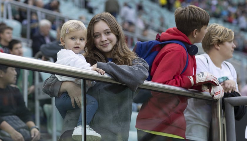 Zdjęcia kibiców z meczu Śląsk Wrocław - Jagiellonia Białystok na Tarczyński Arena, 23 października 2022 r.