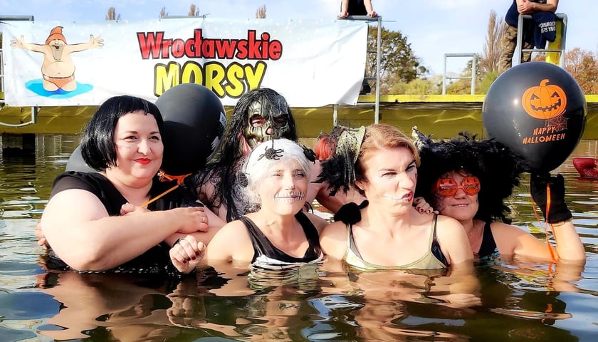 Morsy z Wrocławia świetnie bawiły się w niedzielę (30.10.) na Morskim Oku