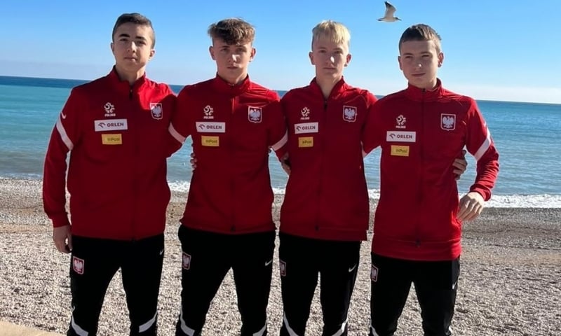 Powiększ obraz: Dawid Korzeniowski, Oliwier Sieniawski, Jakub Kaszub, Mateusz Cegliński