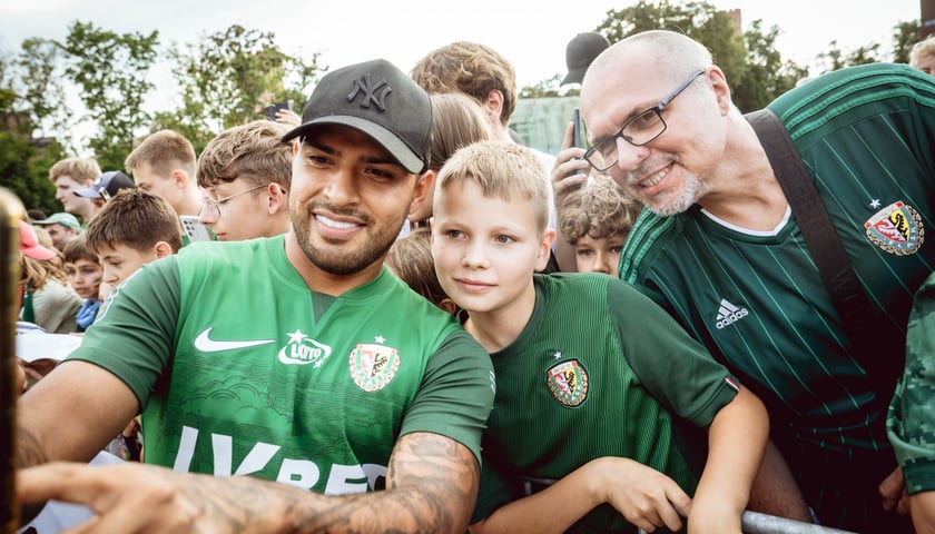 Powiększ obraz: <p>Prezentacja drużyny Śląska Wrocław - lipiec 2024</p>