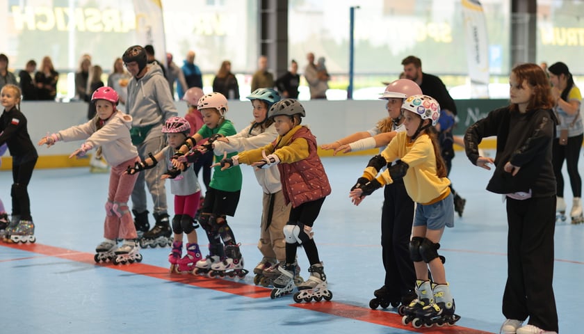 Powiększ obraz: Spartan Skate na torze wrotkarskim przy ul. Jaksonowickiej. Wrocław, 13.09.2025