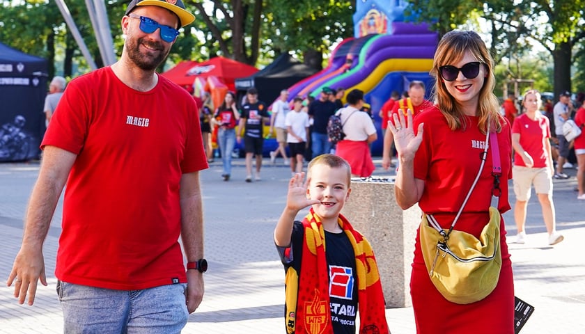 Powiększ obraz: <p>Betard Sparta Wrocław 61:29 GKM Sparta. Galeria zdjęć kibiców - 21 września</p>