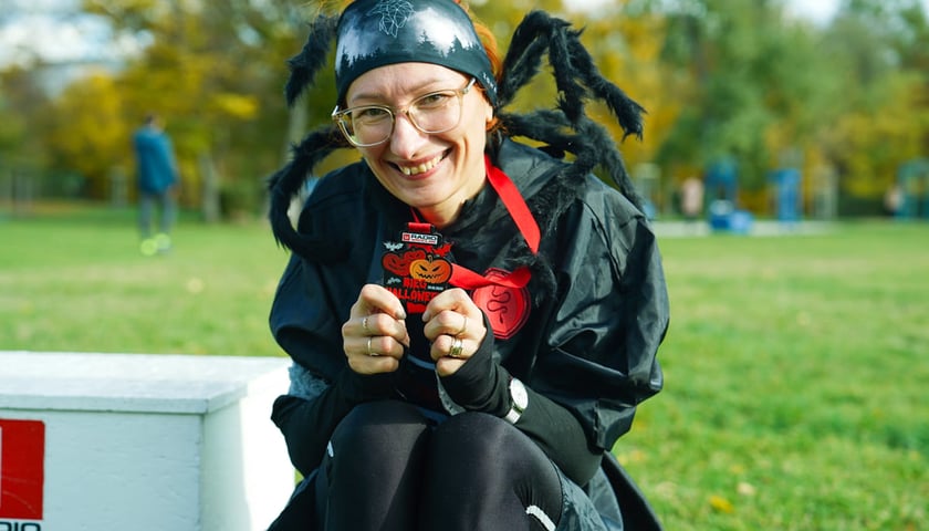 Powiększ obraz: Halloweenowy bieg Radia Wrocław. Park Skowroni, 26.10.2025