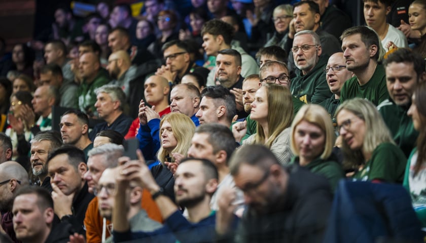 Powiększ obraz: Fotorelacja z meczu Śląska z Baxi, 17 grudnia 2025 w hali Orbita