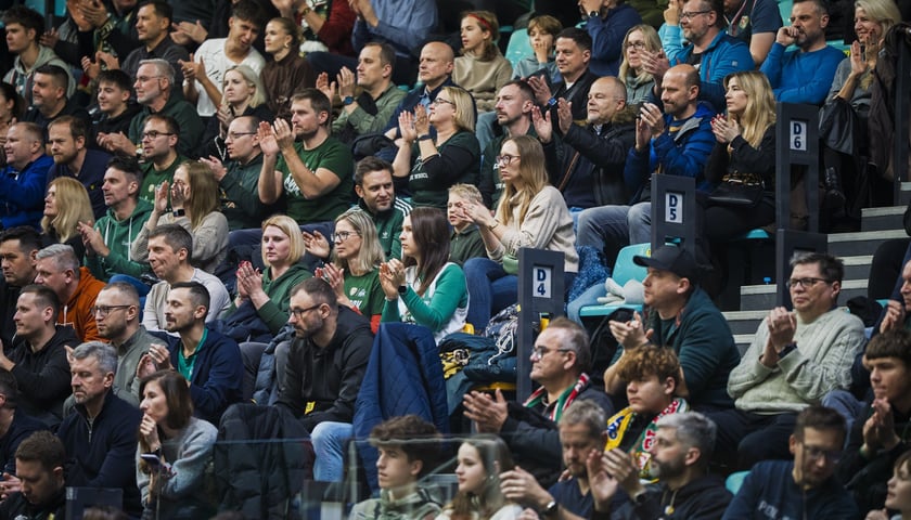 Powiększ obraz: Fotorelacja z meczu Śląska z Baxi, 17 grudnia 2025 w hali Orbita