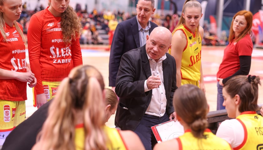 Zdjęcia z meczu Ślęza Wrocław - Energa Toruń - 27.12.2025 r.