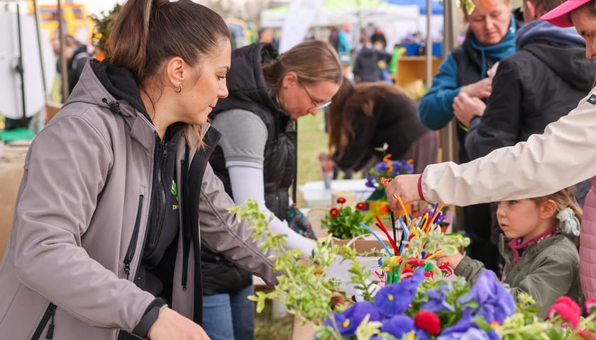 Piknik WROśnij we WROcław w powstającym parku przy ul. Rdestowej