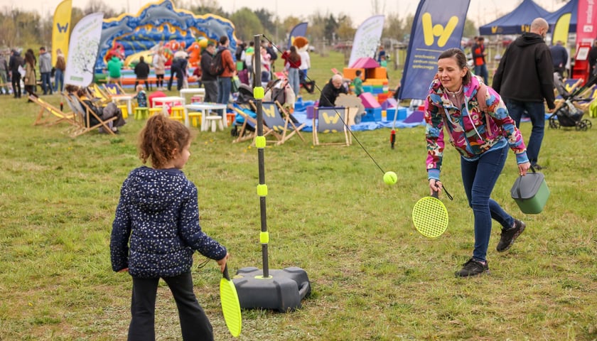 Piknik WROśnij we WROcław w powstającym parku przy ul. Rdestowej