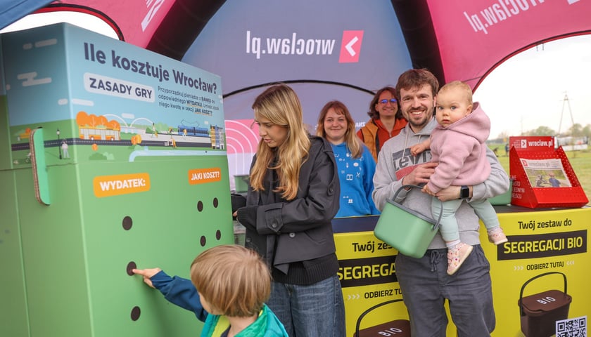 Piknik WROśnij we WROcław w powstającym parku przy ul. Rdestowej