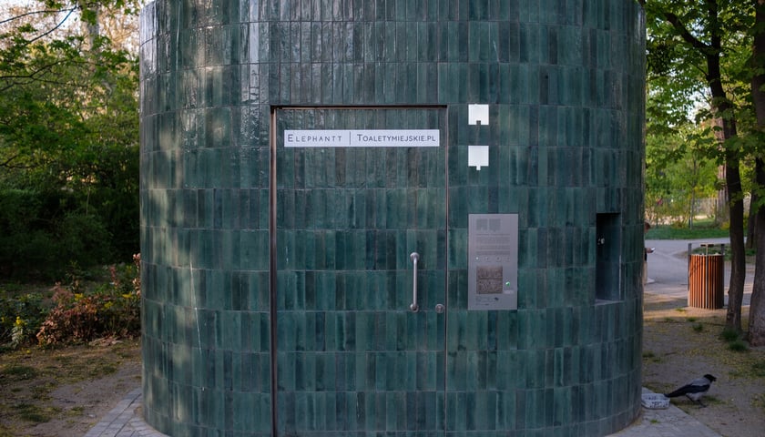 <p>Toaleta przy ul. Sztabowej&nbsp;</p>