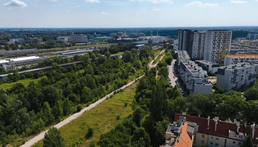 Działka na której ma powstać Park Henrykowski