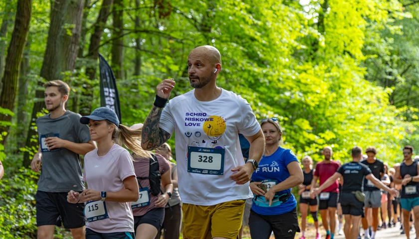 Forever Run. Charytatywny bieg w Lesie Osobowickim dla zwierzaków ze schroniska przy Ślazowej. Wrocław, 30.08.2026