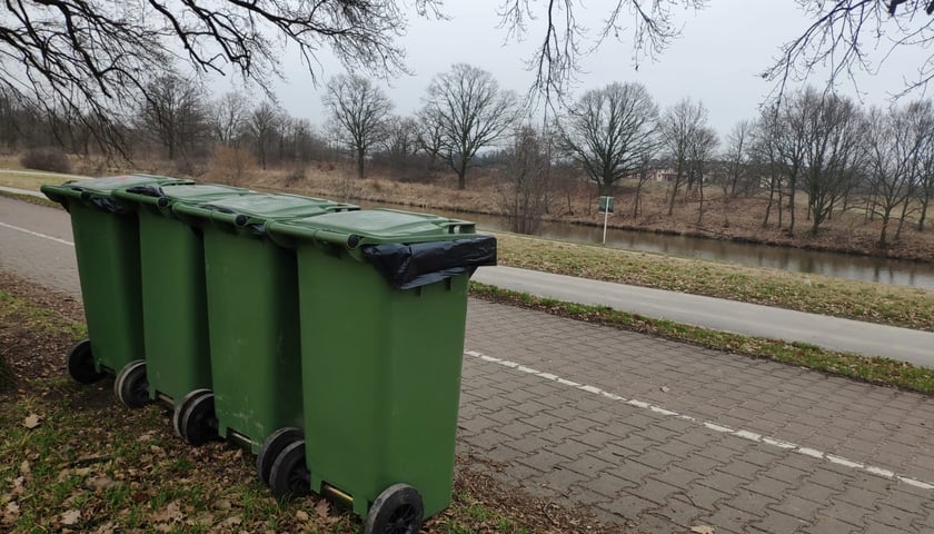 Kosze na wałach