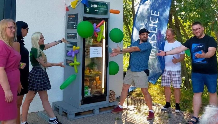 Jadłodzielnia Foodsharing Wrocław została otwarta w tym tygodniu na Maślicach