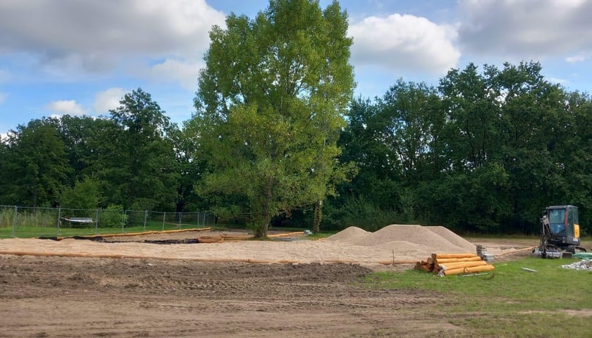 Budowa placu zabaw przy ul. Maślickiej