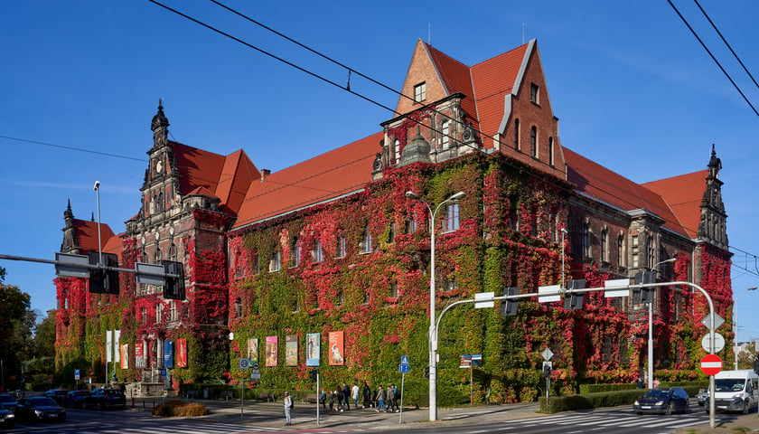 Muzeum Narodowe we Wrocławiu w jesiennej odsłonie