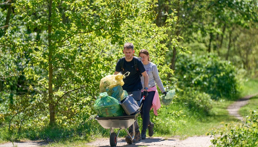 Sprzątanie Lasu Kuźnickiego, 27.04.2024