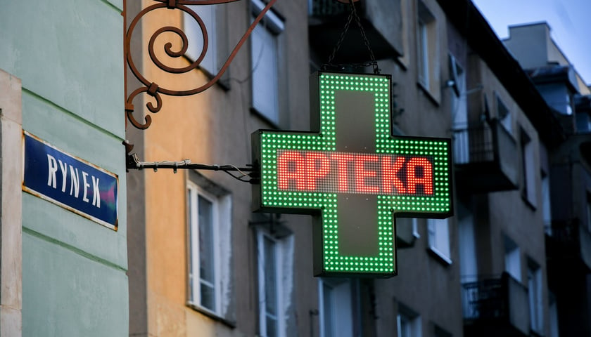 Leki można zostawić m.in. w ponad 140 wrocławskich aptekach