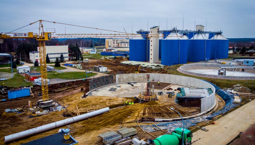 <p>Rozbudowa Wrocławskiej Oczyszczalni Ściek&oacute;w, pierwszy etap prac</p>