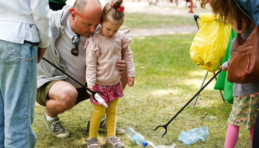 Wakacje z Zielonym Wrocławiem – ekologiczny minipiknik na osiedlu Leśnica.