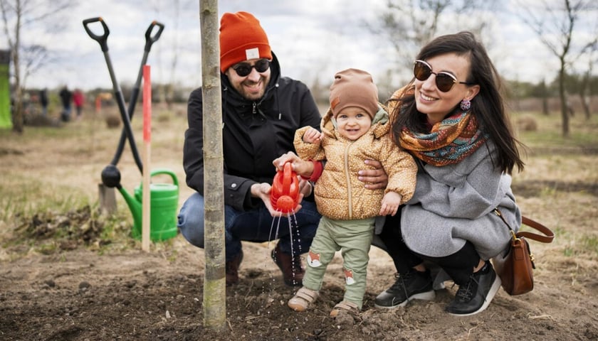 Rodzice z dzieckiem - WROśnij we WROcław, wiosna 2025