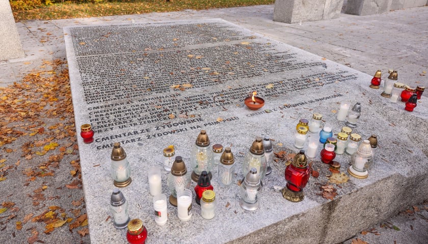 Odnowiony Pomnik Wspólnej Pamięci w parku Grabiszyńskim, 1 listopada 2025