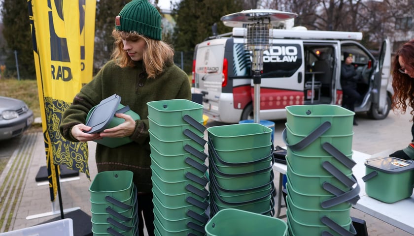 Pojemniki na bioodpady.
