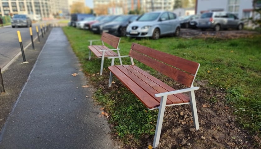 Ławeczki Mieszkańca postawione w 2025 roku.