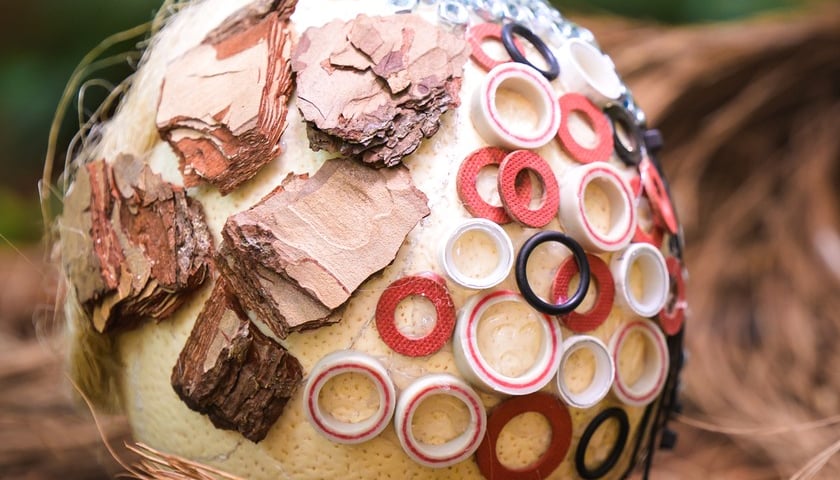 Jajo przygotowane przez Annę Świerbutowicz i pracownik&oacute;w warsztatu