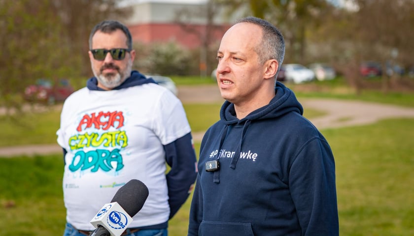 Akcja Czysta Odra, Wrocław, 8 kwietnia 2026, okolice Kładki Zwierzynieckiej