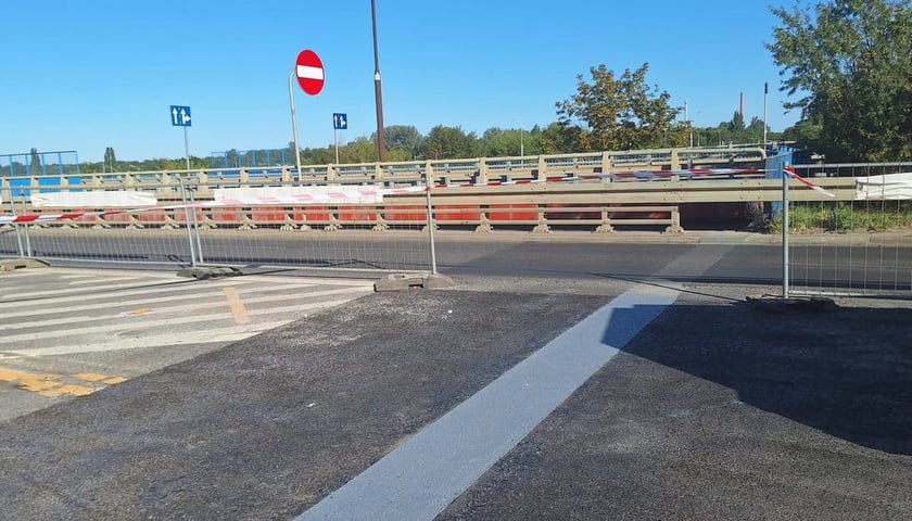 Prace przy wymianie dylatacji, Al. Armii Krajowej