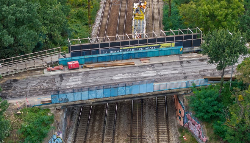 Trwa remont wiaduktu na ulicy Karwińskiej
