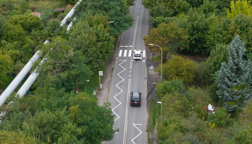 Chodnik na ulicy Mościckiego powstanie od ronda do przejścia dla pieszych i przystank&oacute;w autobusowych