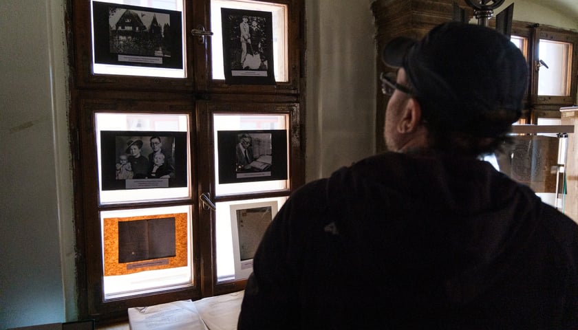 Wystawy pamiątek i dokument&oacute;w &bdquo;Andrzej Jochelson i jego Wrocław&rdquo; w kamieniczce "Małgosia" przy ul. Odrzańskiej, 27.09.2026 r.