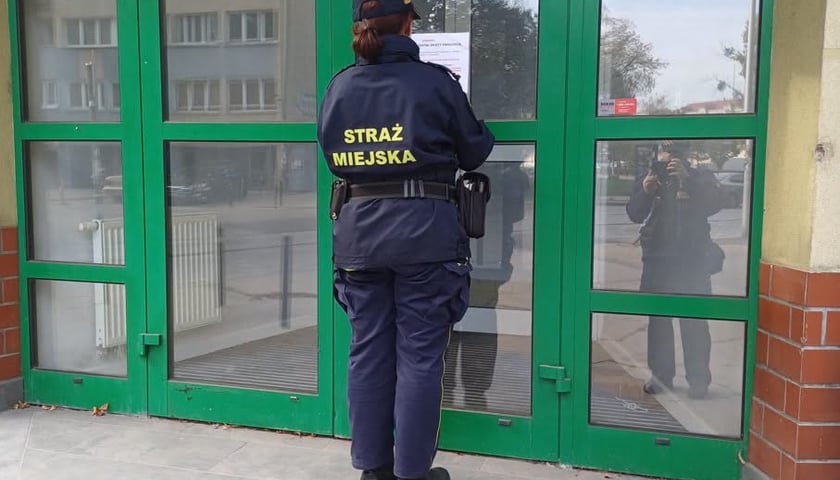 Strażnicy miejscy od soboty informują mieszkańców o ewakuacji w związku z akcją saperów przy ul. Kolejowej