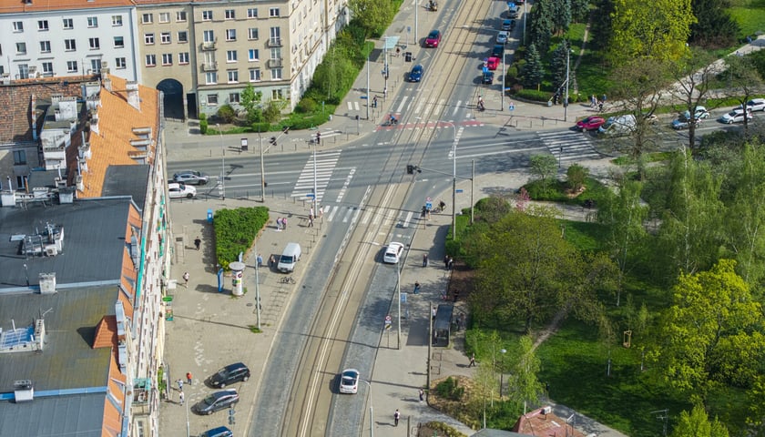 Ulica Nowowiejska z lotu ptaka