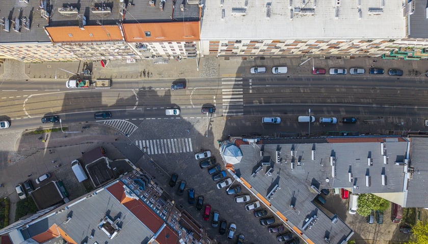 Ulica Nowowiejska z lotu ptaka