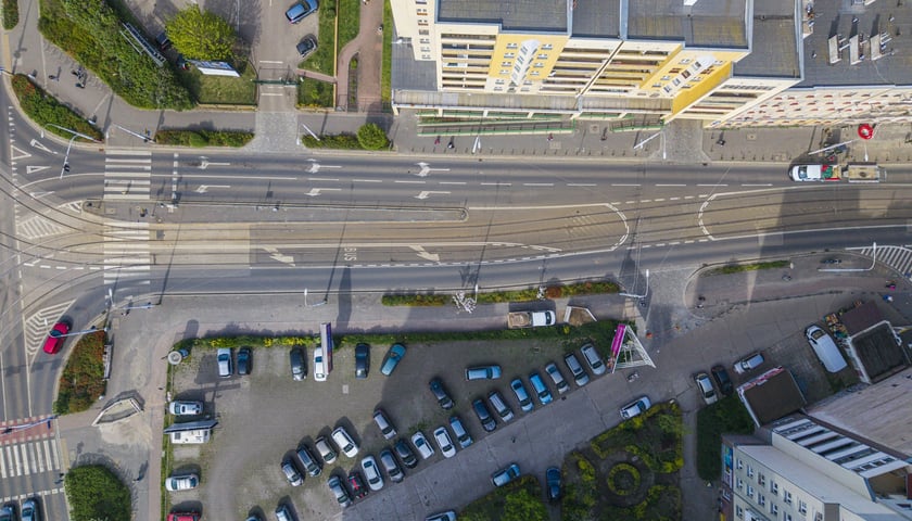 Skrzyżowanie ulicy Nowowiejskiej z Jedności Narodowej