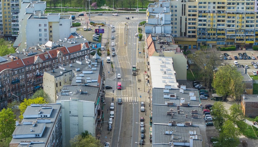 Ulica Nowowiejska z lotu ptaka