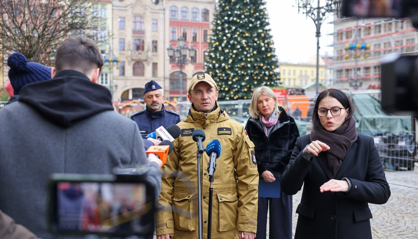 młodszy brygadzista i zastępca komendanta Tomasz Szwajnos, 20 listopada 2025