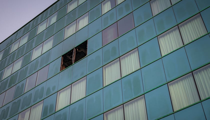 <p>Pożar w hotelu Plaza przy ul. Drobnera</p>