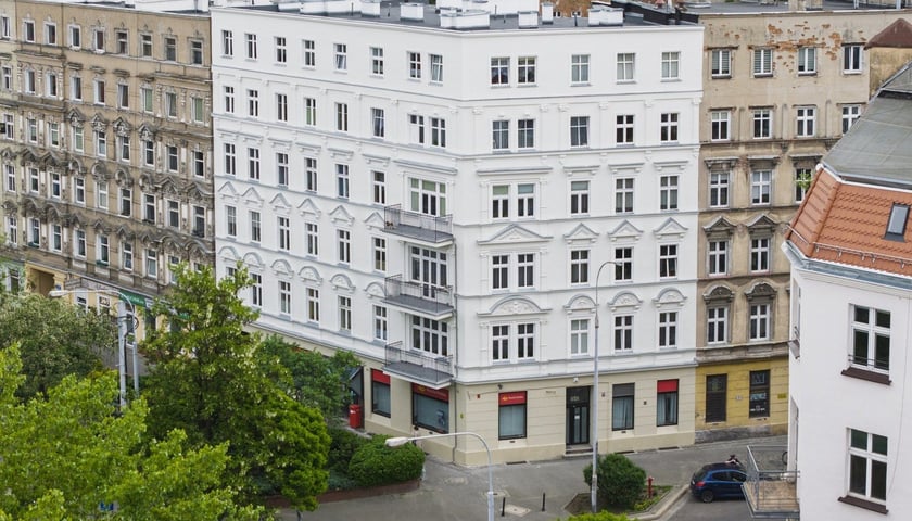 Kamienica Jedności Narodowej 185