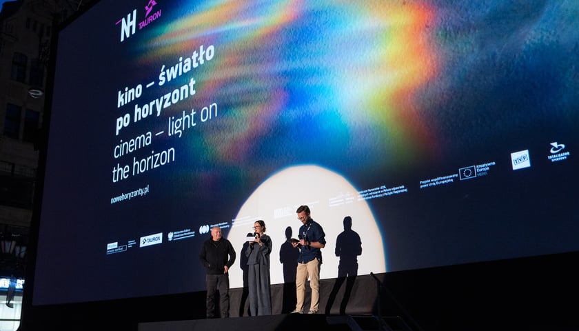 Kino plenerowe w Rynku w ramach festiwalu Tauron Nowe Horyzonty.