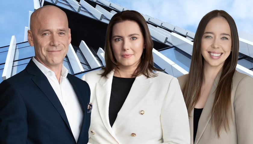 Od lewej strony stoją: Maciej Moralewicz, Agnieszka Giermakowska i Anna Domańska, Newmark Polska