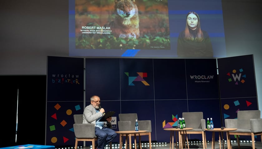 Dr Robert Maślak i wykład o wilkach. II Dolnośląski Kongres Praw Zwierząt, 17 kwietnia 2026 r.