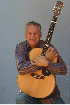 Tommy Emmanuel, Genialny Gigant Gitary