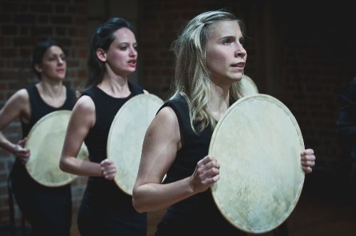 Brave Festiwal:Teatr Pieśń Kozła - Portrety Wiśniowego Sadu