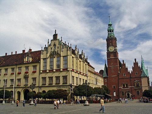 Wakacyjne spacery: Strachy i inne mroczne historie wrocławskiego Rynku