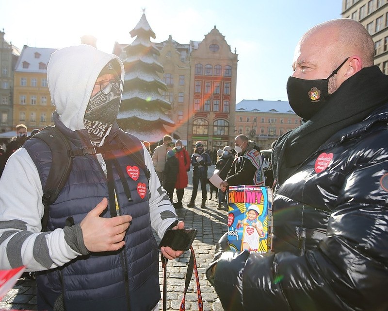 Prezydent Wrocławia Jacek Sutryk od lat wspiera WOŚP