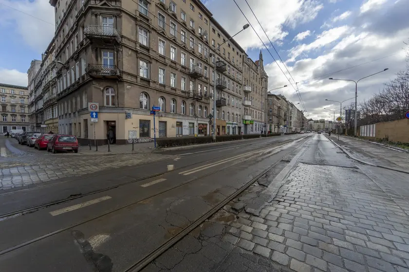 Reconstruction of Pomorska. Big renovation of waterworks and sewage piping